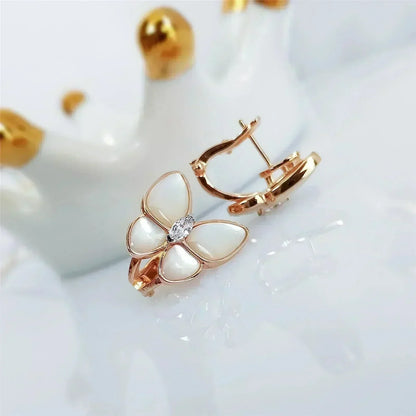 [ECHO ]BUTTERFLY MOP DIAMOND EARRINGS
