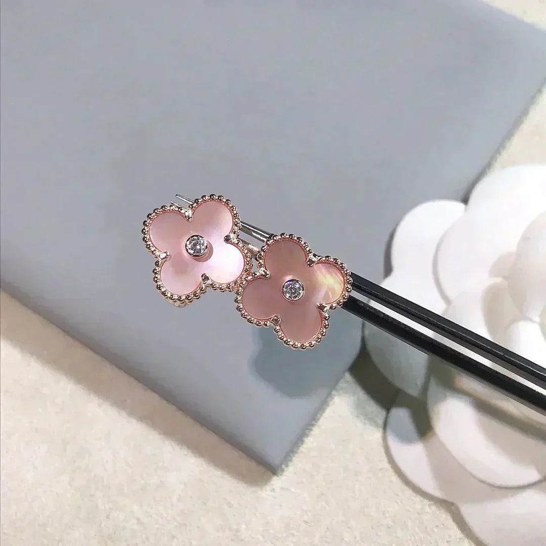 [ECHO ]CLOVER MEDIUM 1 MOTIFS  PINK MOP DIAMOND EARRINGS