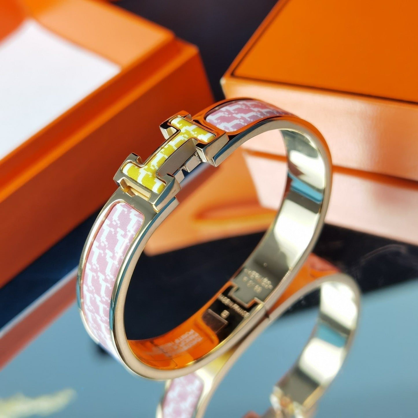 [ECHO ]H HORSE BRACELET 12MM