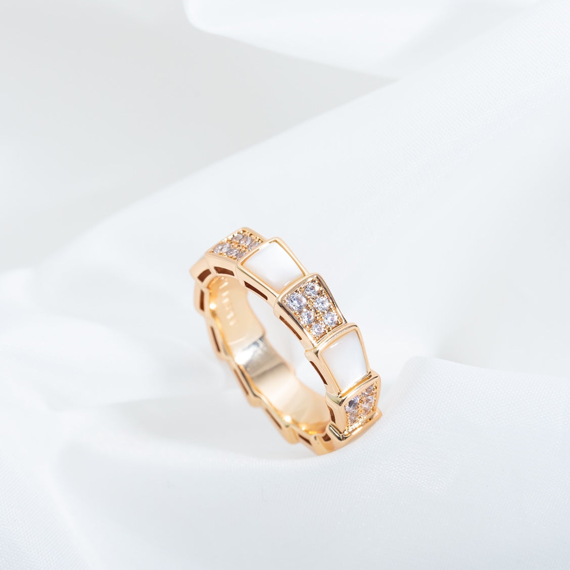 [ECHO ]SERPENTI RING PINK GOLD MOP DIAMOND PAVED 4MM