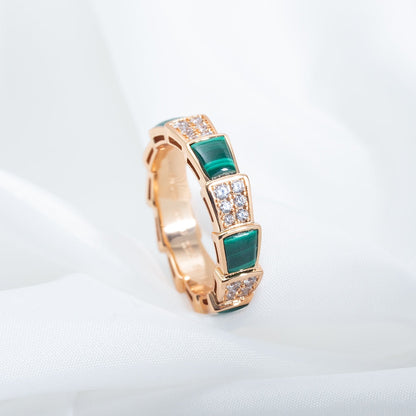 [ECHO ]SERPENTI RING PINK GOLD MALACHITE DIAMOND PAVED 4MM