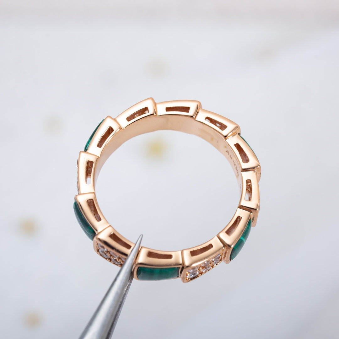 [ECHO ]SERPENTI RING PINK GOLD MALACHITE DIAMOND PAVED 4MM