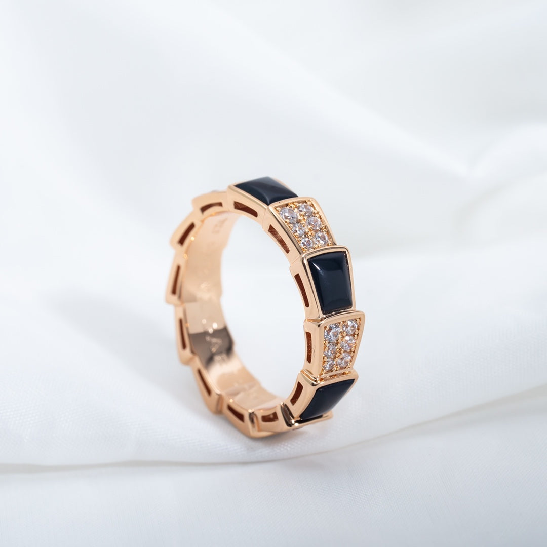 [ECHO ]SERPENTI RING PINK GOLD BLACK MOP DIAMOND PAVED 4MM