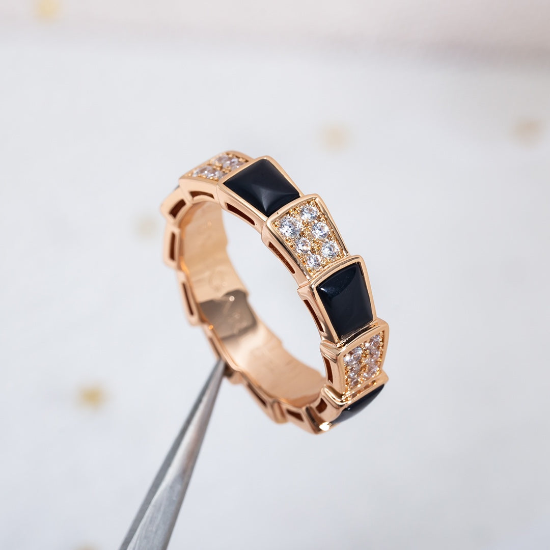 [ECHO ]SERPENTI RING PINK GOLD BLACK MOP DIAMOND PAVED 4MM