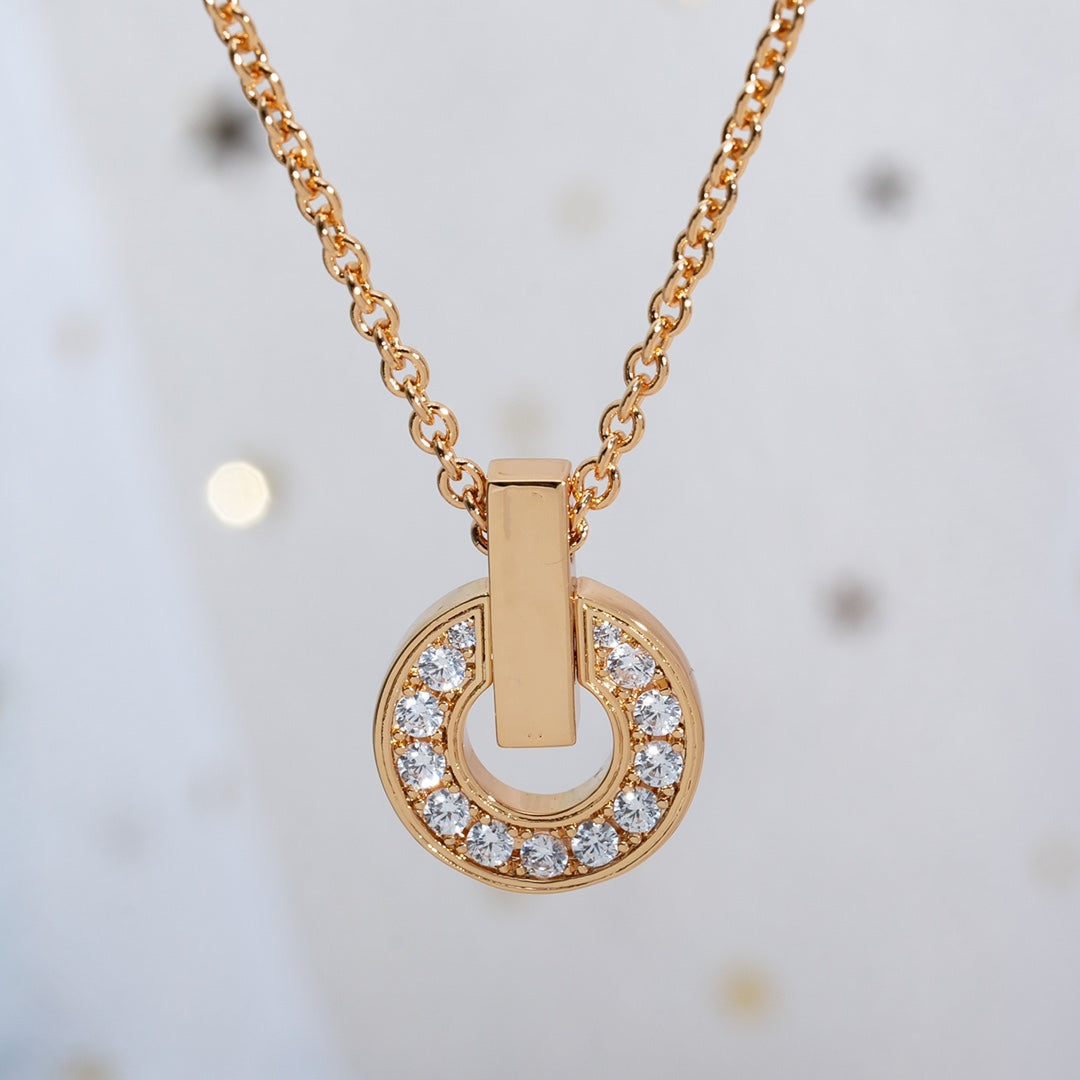 [ECHO ]GARI NECKLACE PINK GOLD DIAMOND