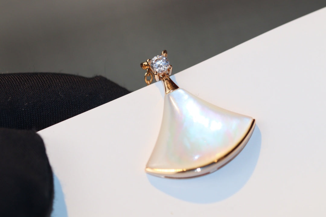 [ECHO ]DREAM NECKLACE WHITE MOP PINK GOLD 1 DIAMOND