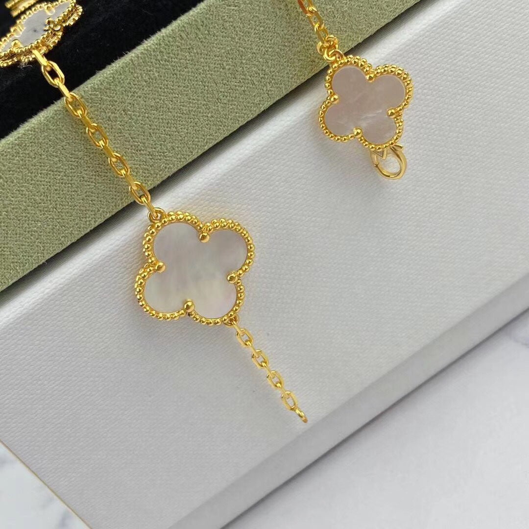 [ECHO ]MAGIC CLOVER MOP GOLD BRACELET 5 MOTIFS
