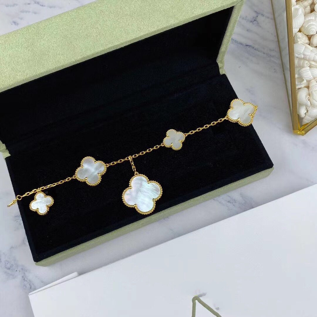 [ECHO ]MAGIC CLOVER MOP GOLD BRACELET 5 MOTIFS