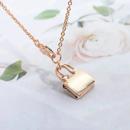 [ECHO ]AMULETTE PEDANT ROSE GOLD NECKLACE