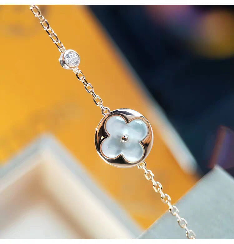 [ECHO ]SUN MOP GOLD 1 DIAMOND NECKLACE