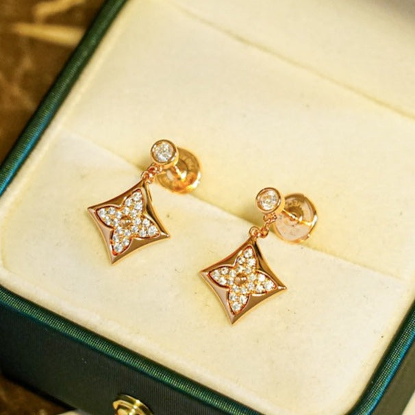 [ECHO ]STAR DIAMONDS EARRINGS GOLD