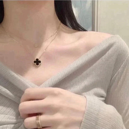 [ECHO ]CLOVER 15MM BLACK ONYX SINGLE FLOWER NECKLACE