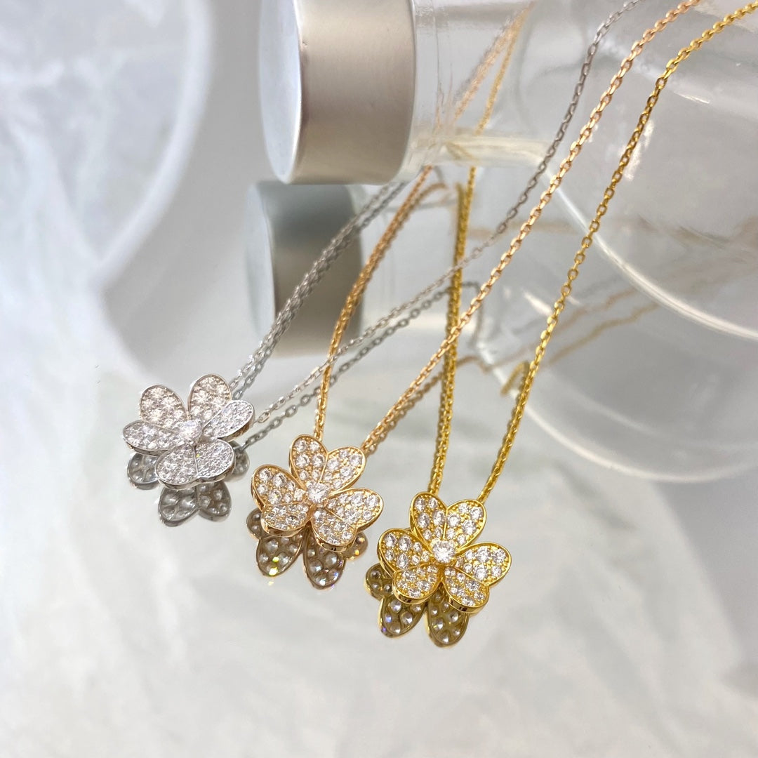 [ECHO ]FLOWER DIAMOND NECKLACE