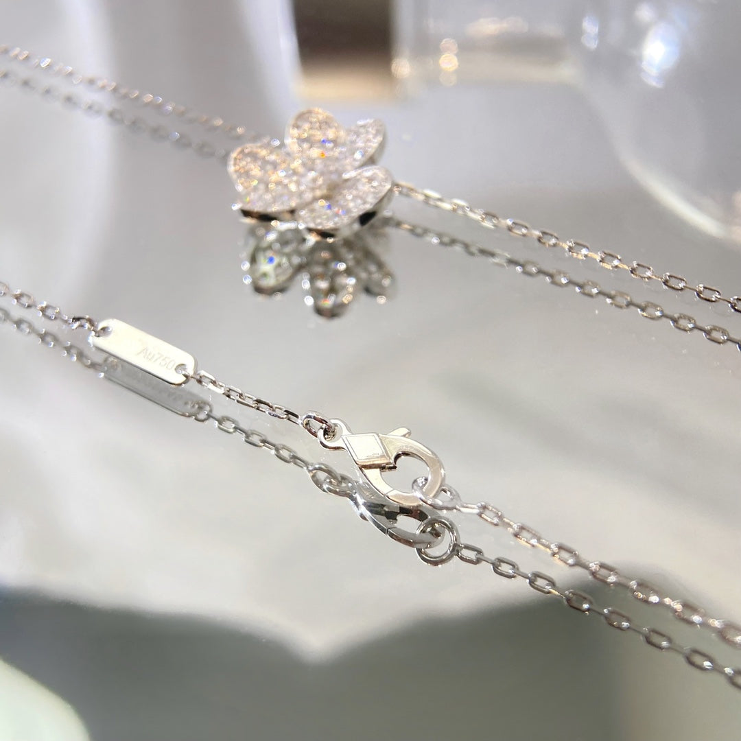 [ECHO ]FLOWER DIAMOND NECKLACE