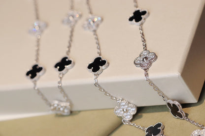[ECHO ]CLOVER 20 MOTIFS ONYX DIAMOND SILVER