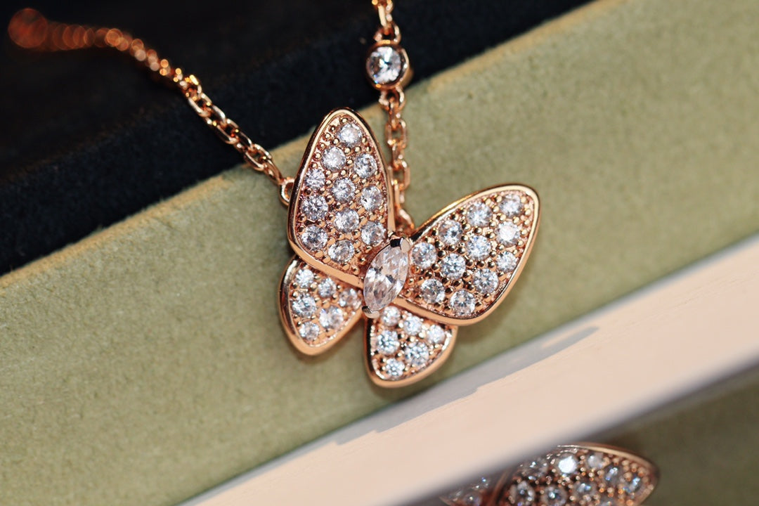 [ECHO ]BUTTERFLY DIAMOND NECKLACE