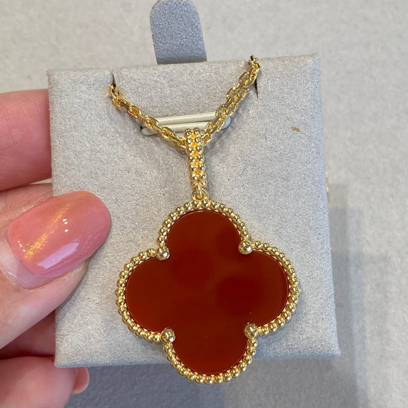 [ECHO ]CLOVER 25MM NECKLACE GOLD CARNELIAN