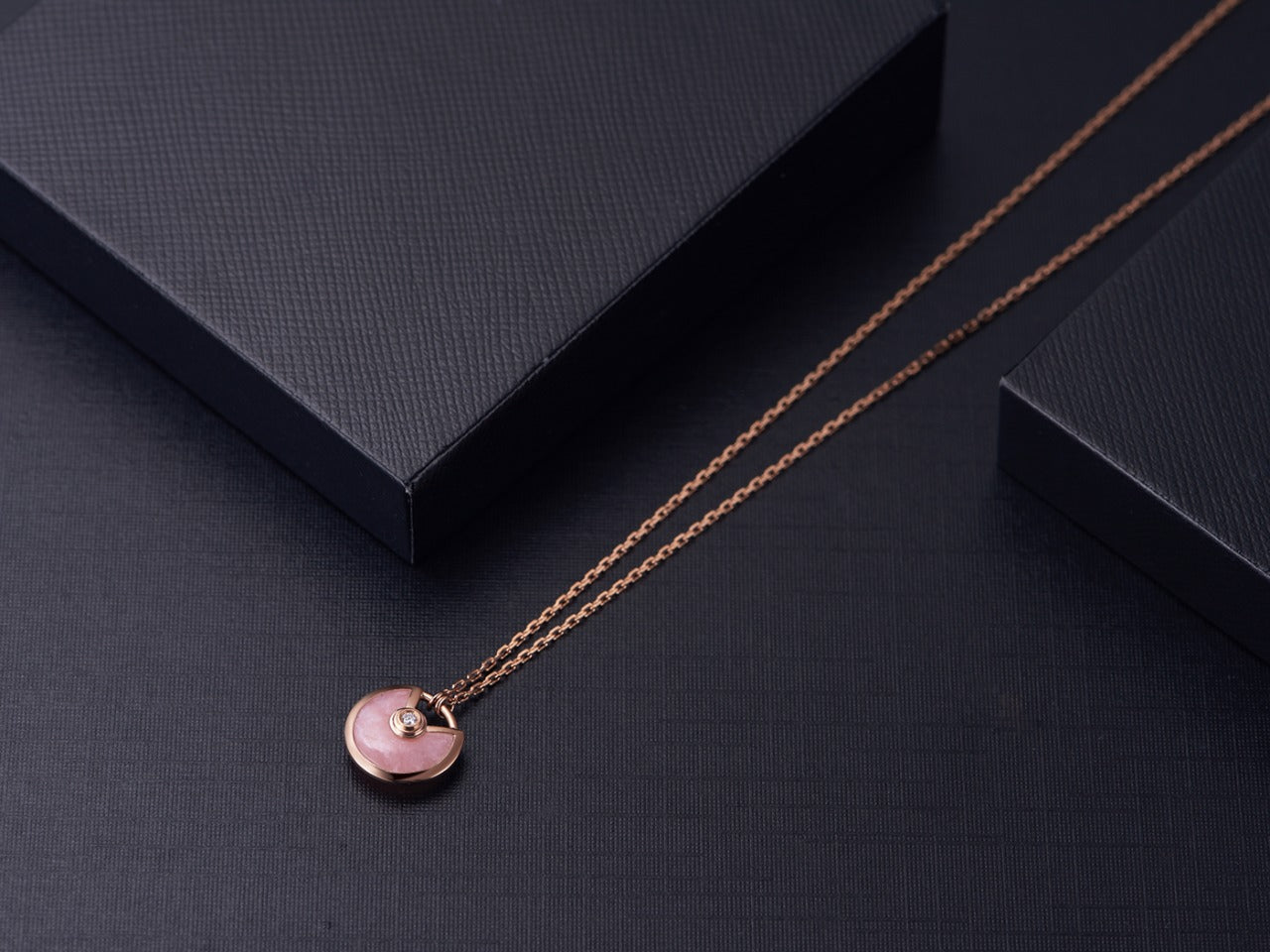 [ECHO ]AMULETTE ROSE GOLD PINK MOP NECKLACE