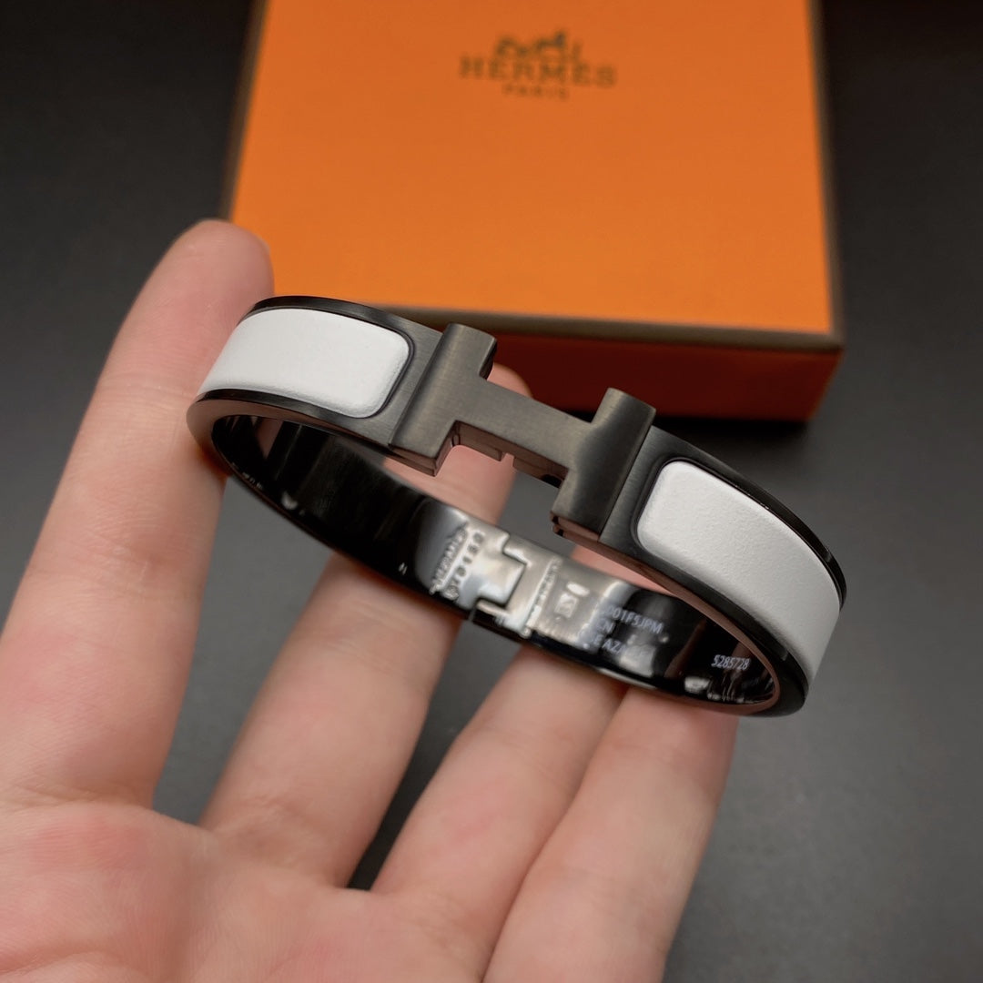[ECHO ]H BRACELET 12MM BLACK WHITE CERAMIC