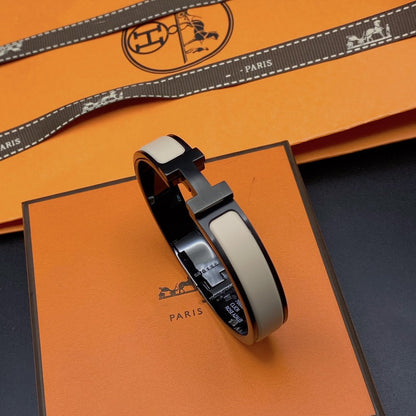 [ECHO ]H BRACELET 12MM BLACK BEIGE CERAMIC