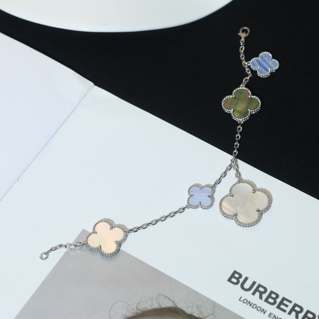 [ECHO ]CLOVER BRACELET 5 MOTIFS MOP CHALCEDONY SILVER