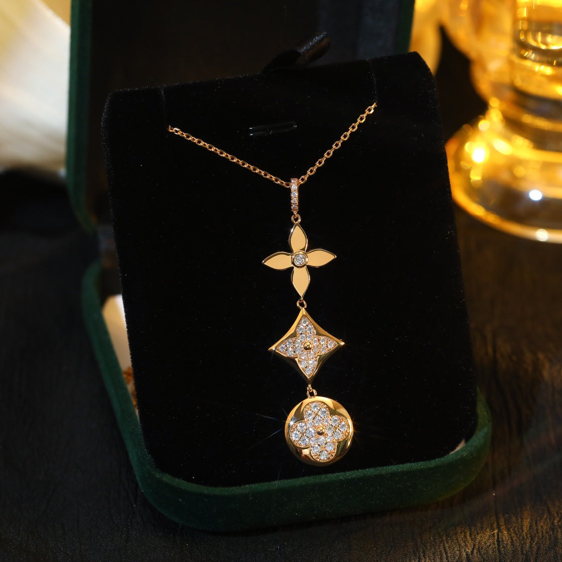 [ECHO ]STAR AND SUN DIAMOND PINK GOLD NECKLACE