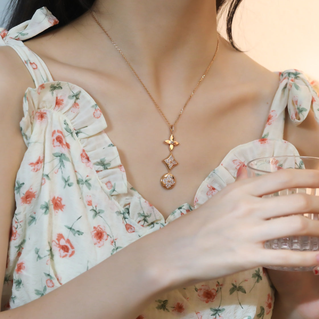 [ECHO ]STAR AND SUN DIAMOND PINK GOLD NECKLACE