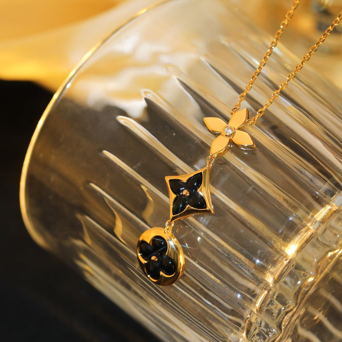[ECHO ]STAR AND SUN ONYX PINK GOLD NECKLACE