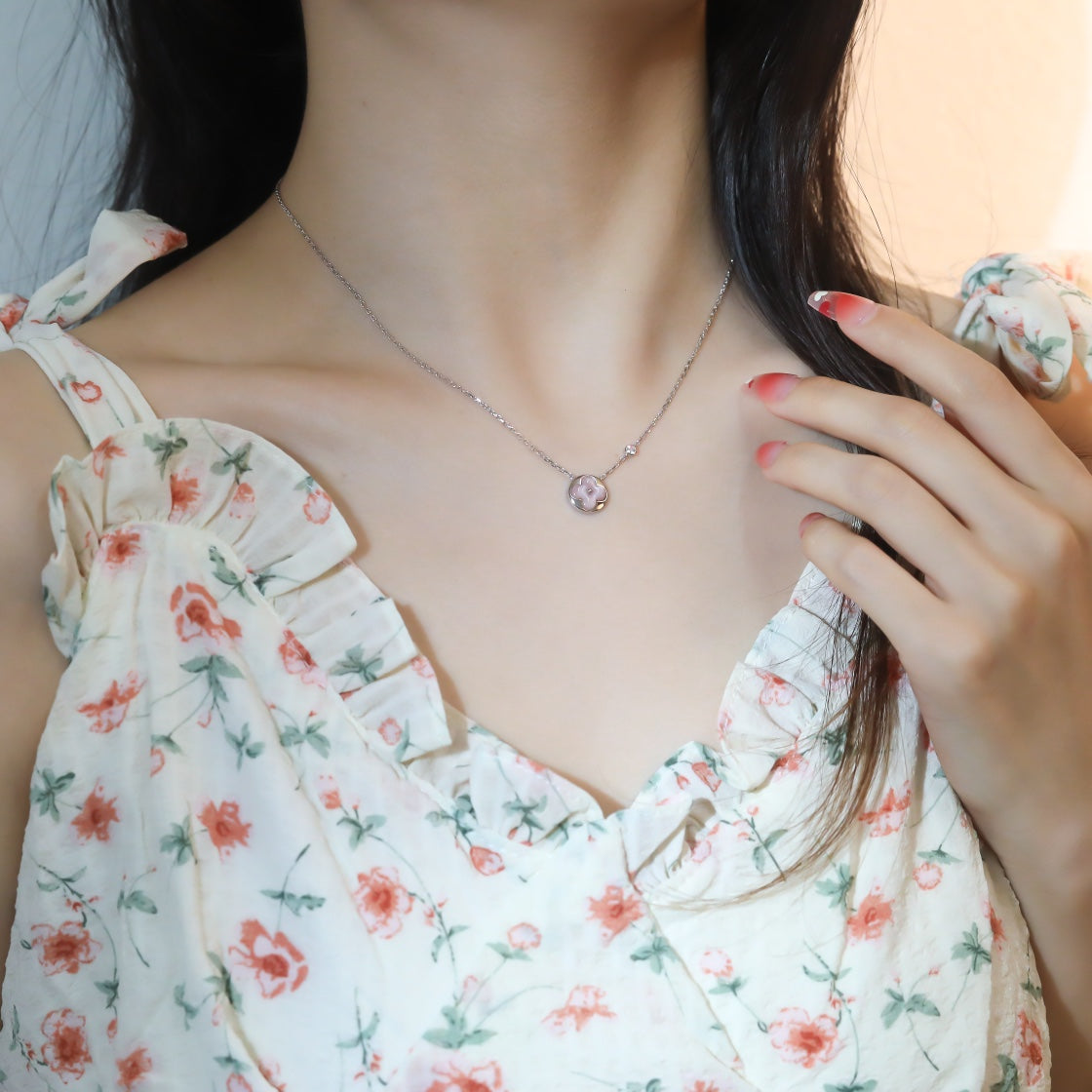[ECHO ]SUN PEDANT PINK GOLD 1 DIAMOND NECKLACE