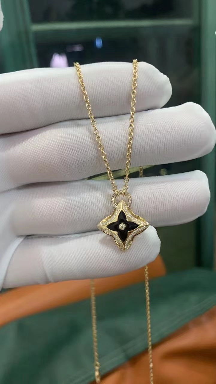 [ECHO ]STAR PEDANT PINK GOLD DIAMOND NECKLACE