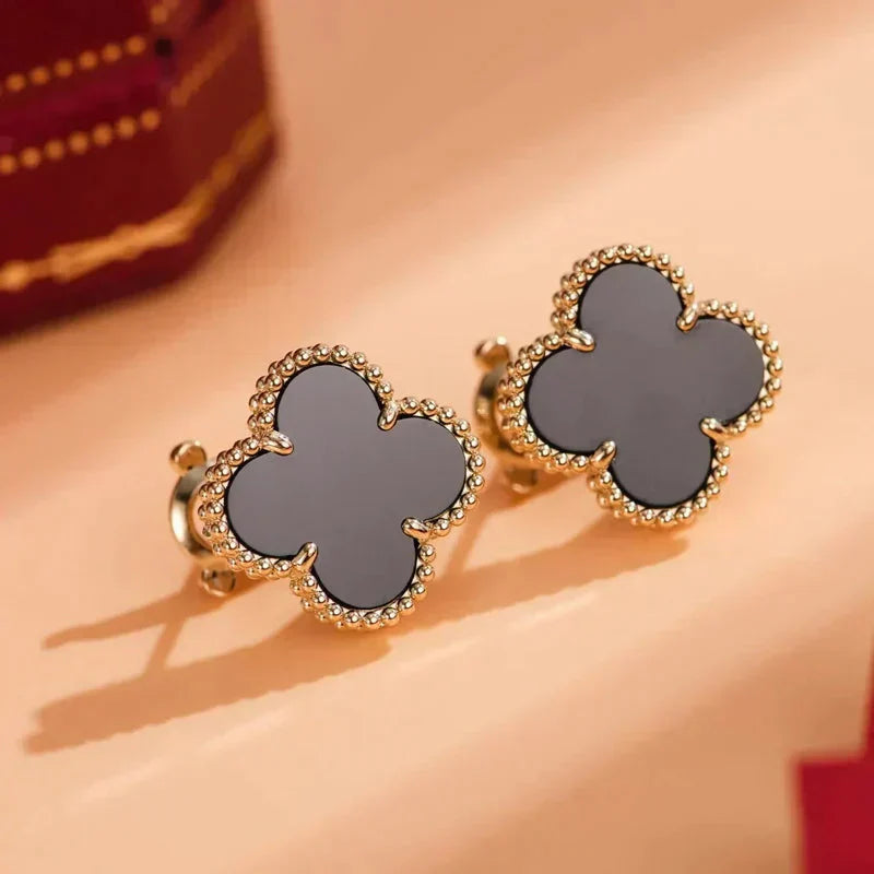 [ECHO ]CLOVER MEDIUM 1 MOTIFS  ONYX STUD EARRINGS