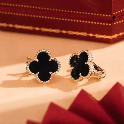 [ECHO ]CLOVER MEDIUM 1 MOTIFS  ONYX STUD EARRINGS