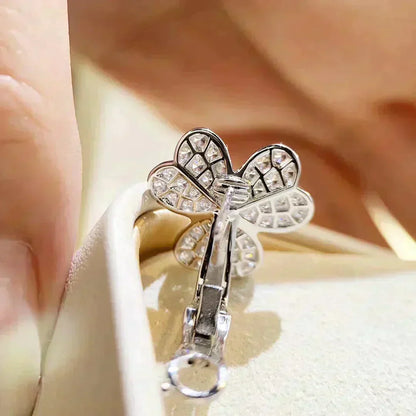 [ECHO ]CLOVER COMOS DIAMOND EARRINGS SILVER