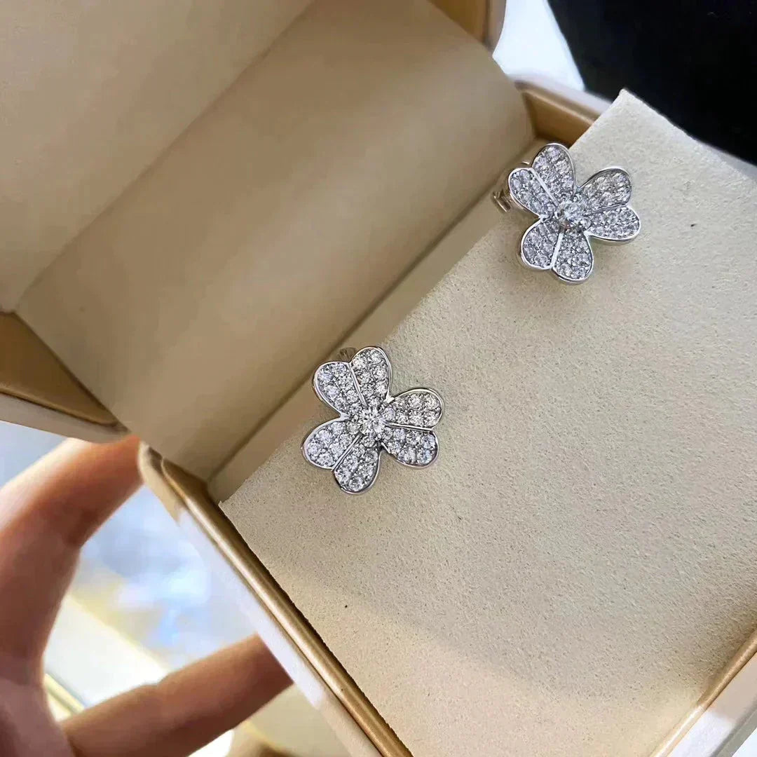 [ECHO ]CLOVER COMOS DIAMOND EARRINGS SILVER