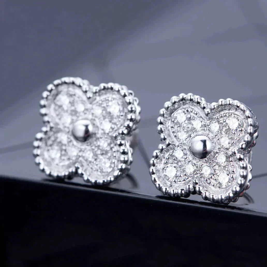 [ECHO ]CLOVER 1 MOTIFS DIAMOND STUD EARRINGS SILVER
