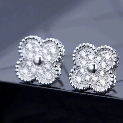 [ECHO ]CLOVER 1 MOTIFS DIAMOND STUD EARRINGS SILVER