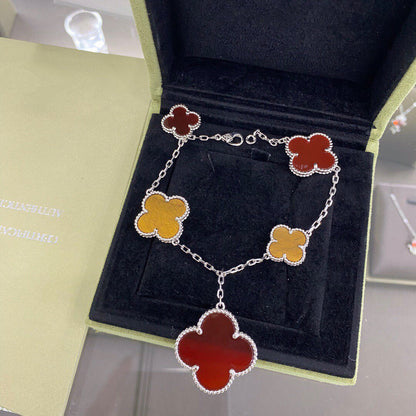 [ECHO ]CLOVER 5 MOTIFS SIVLER CARNELIAN TIGER EYE BRACELET