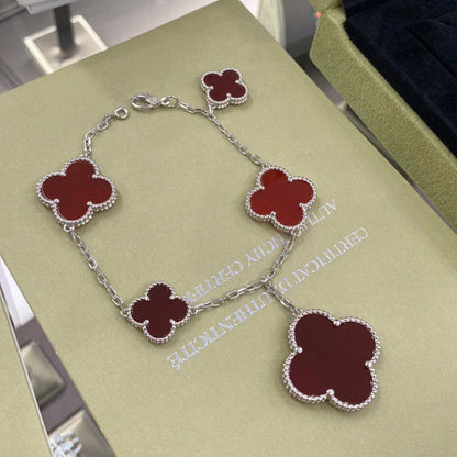 [ECHO ]CLOVER 5 MOTIFS SIVLER CARNELIAN BRACELET