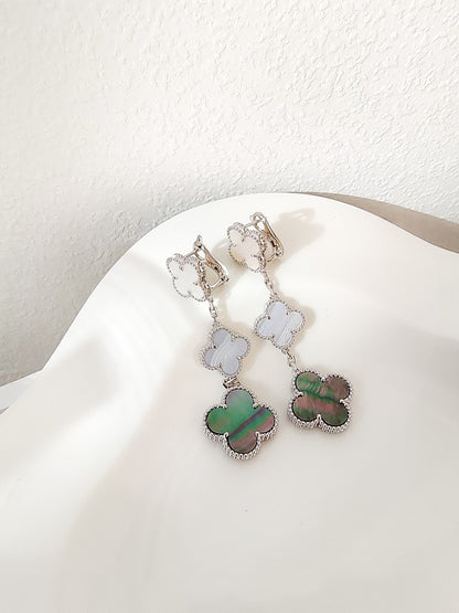 [ECHO ]CLOVER 3 MOTIFS CHALCEDONY DARK MOP SILVER EARRINGS
