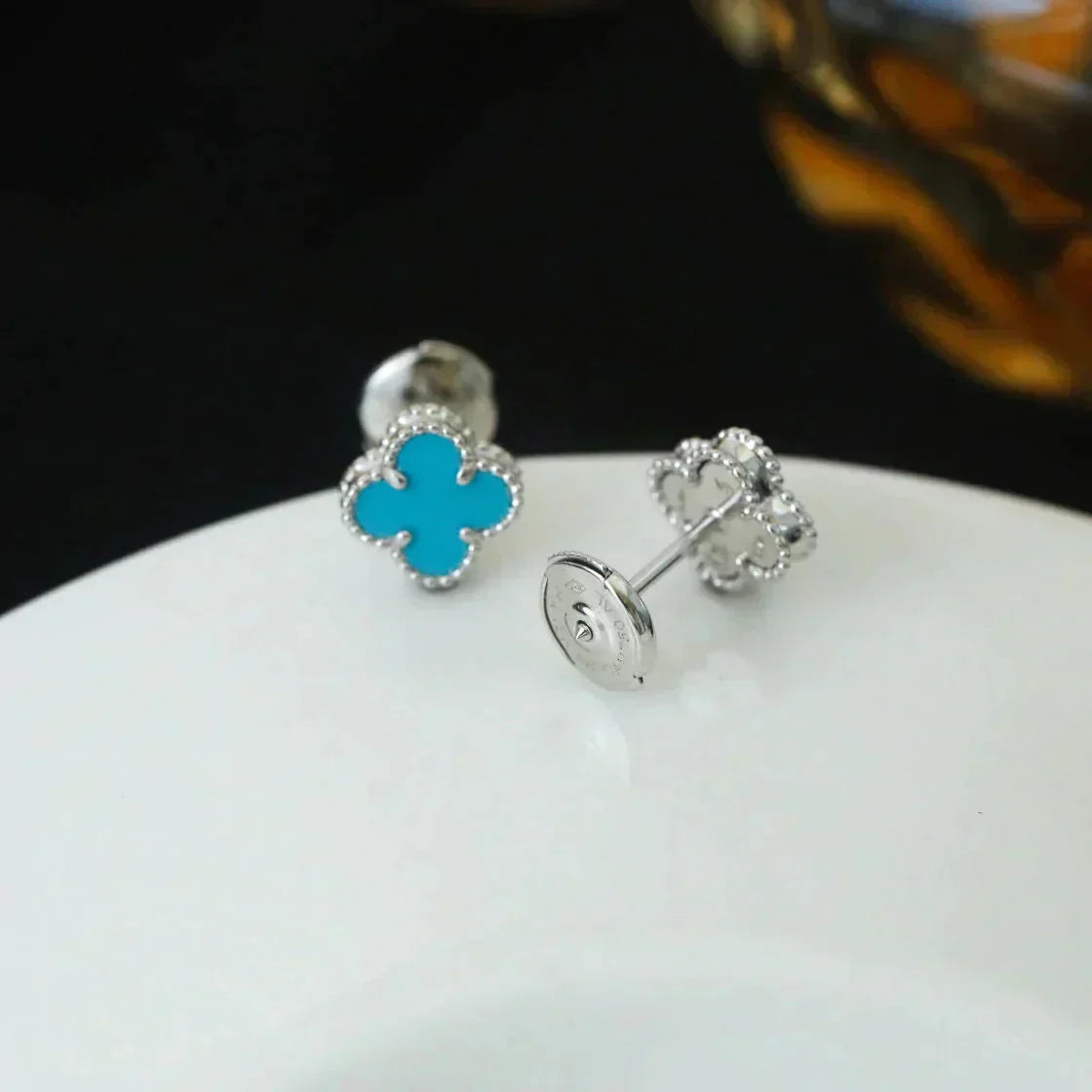 [ECHO ]CLOVER MINI 9.5MM ONYX STUD EARRINGS SILVER