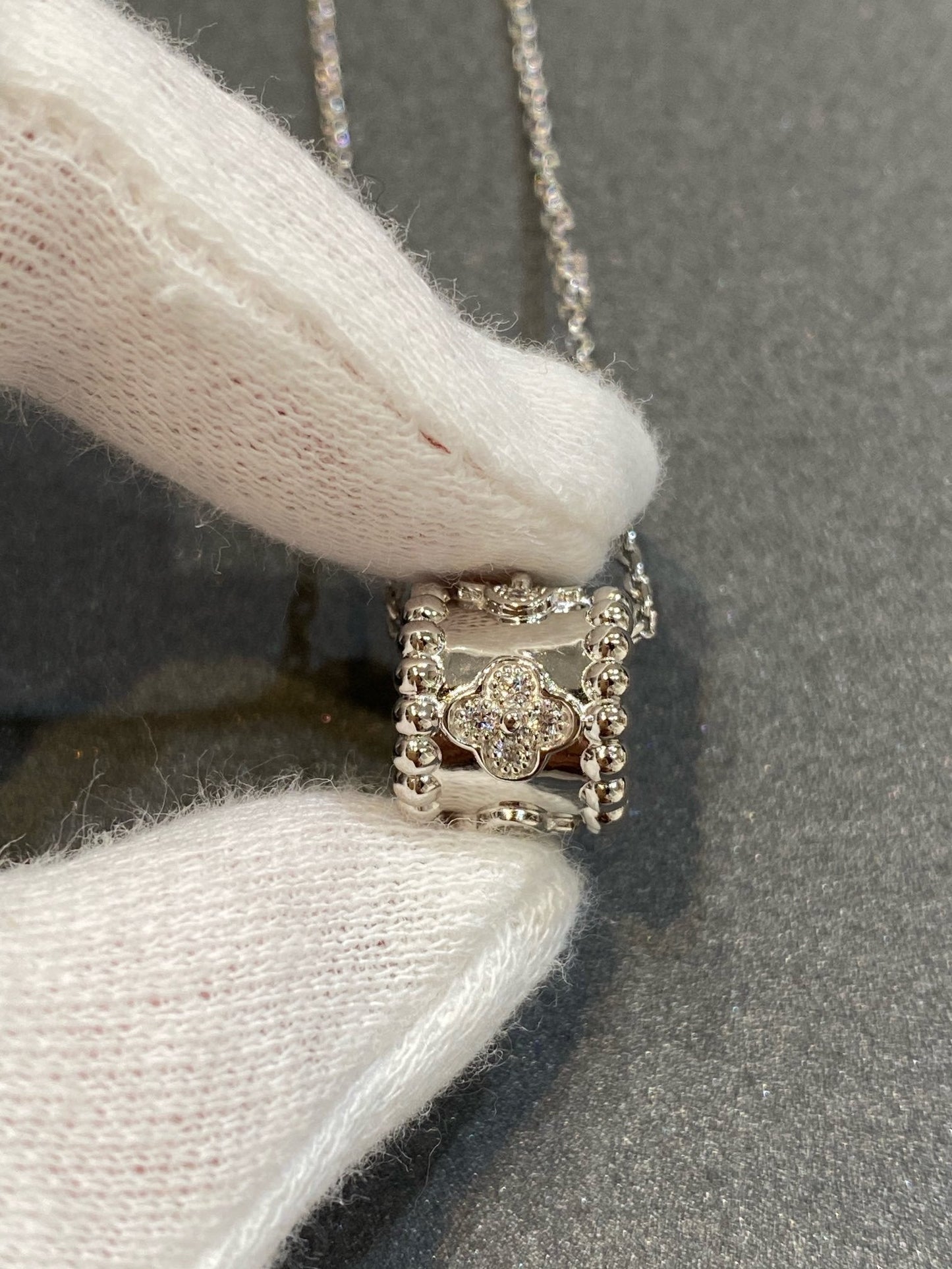 [ECHO ]PERLEE PEDANT SIVLER DIAMOND NECKLACE