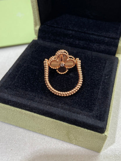 [ECHO ]CLOVER RIVERSIBLE PINK GOLD RING