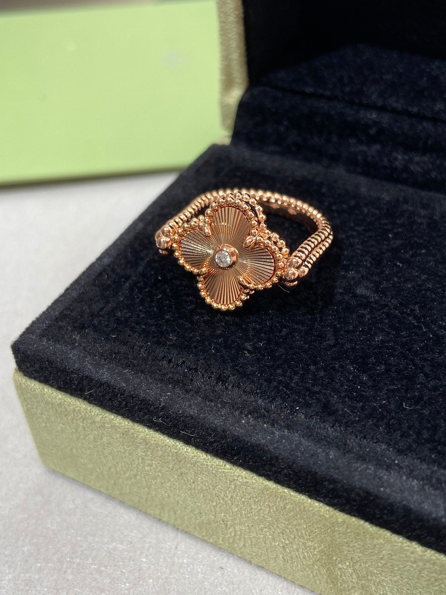 [ECHO ]CLOVER RIVERSIBLE ROSE GOLD RING