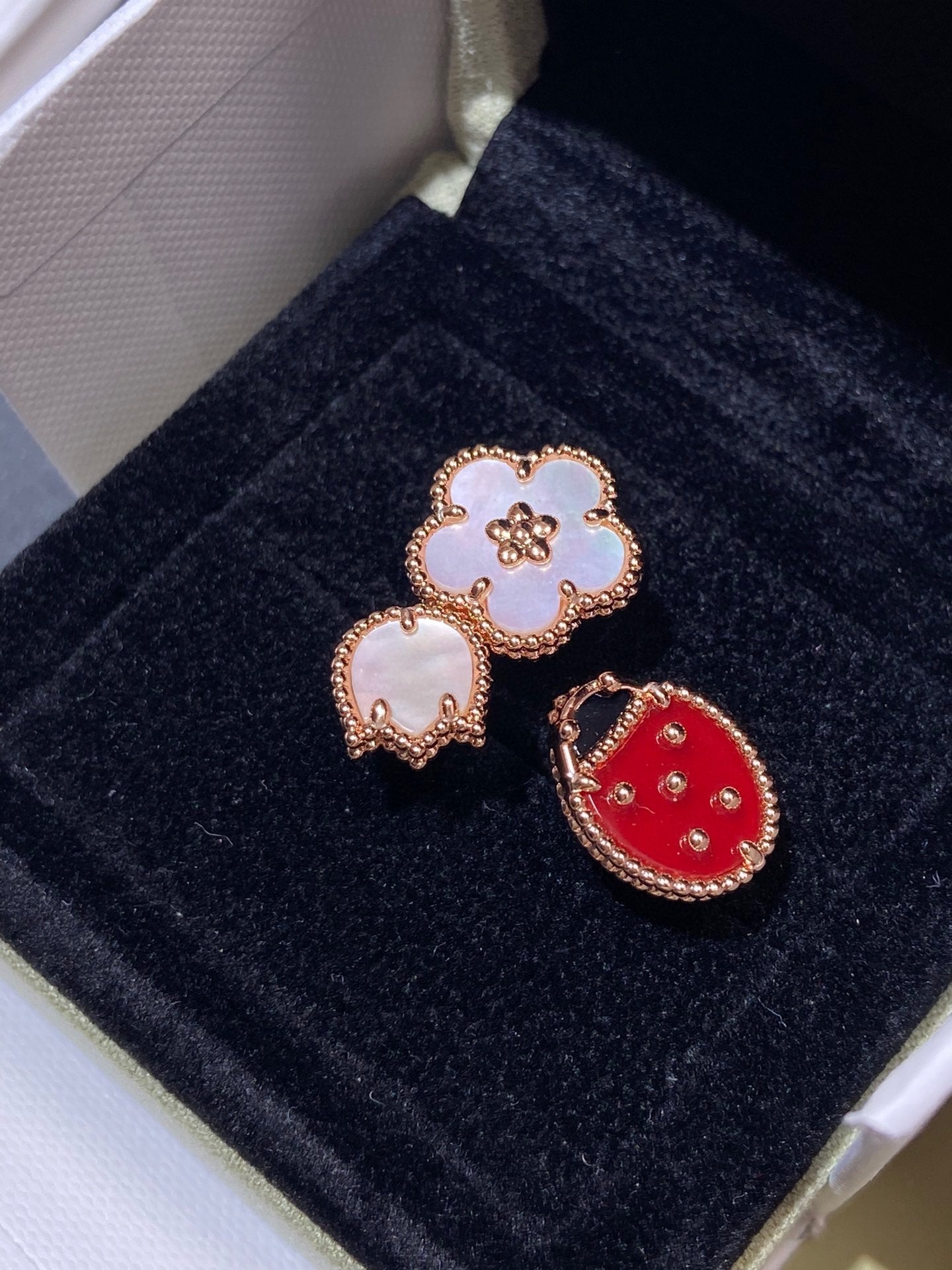 [ECHO ]LUCKY 3 MOTIF ROSE GOLD RING