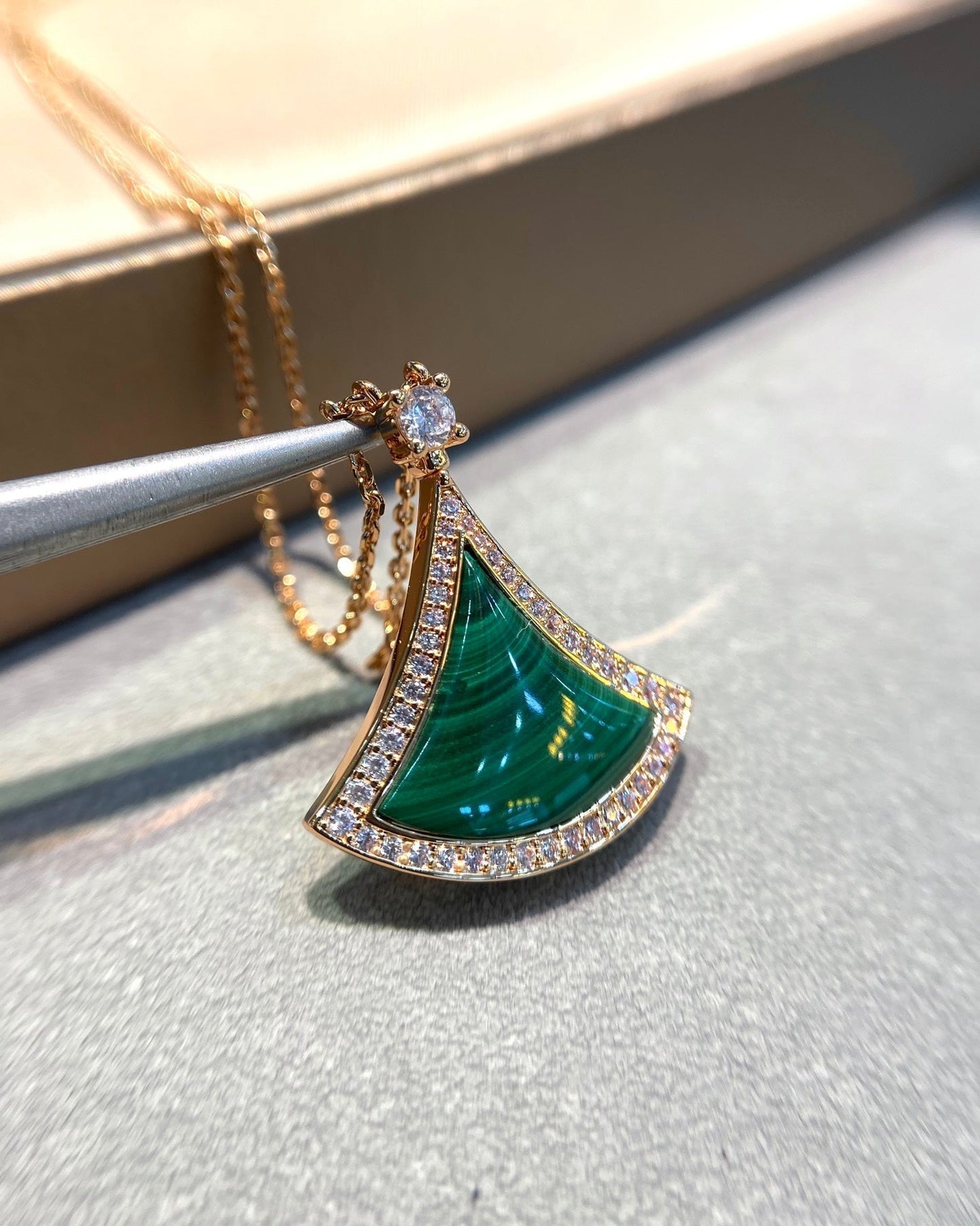 [ECHO ]DREAM MALACHITE DIAMOND PAVED PINK GOLD NECKLACE