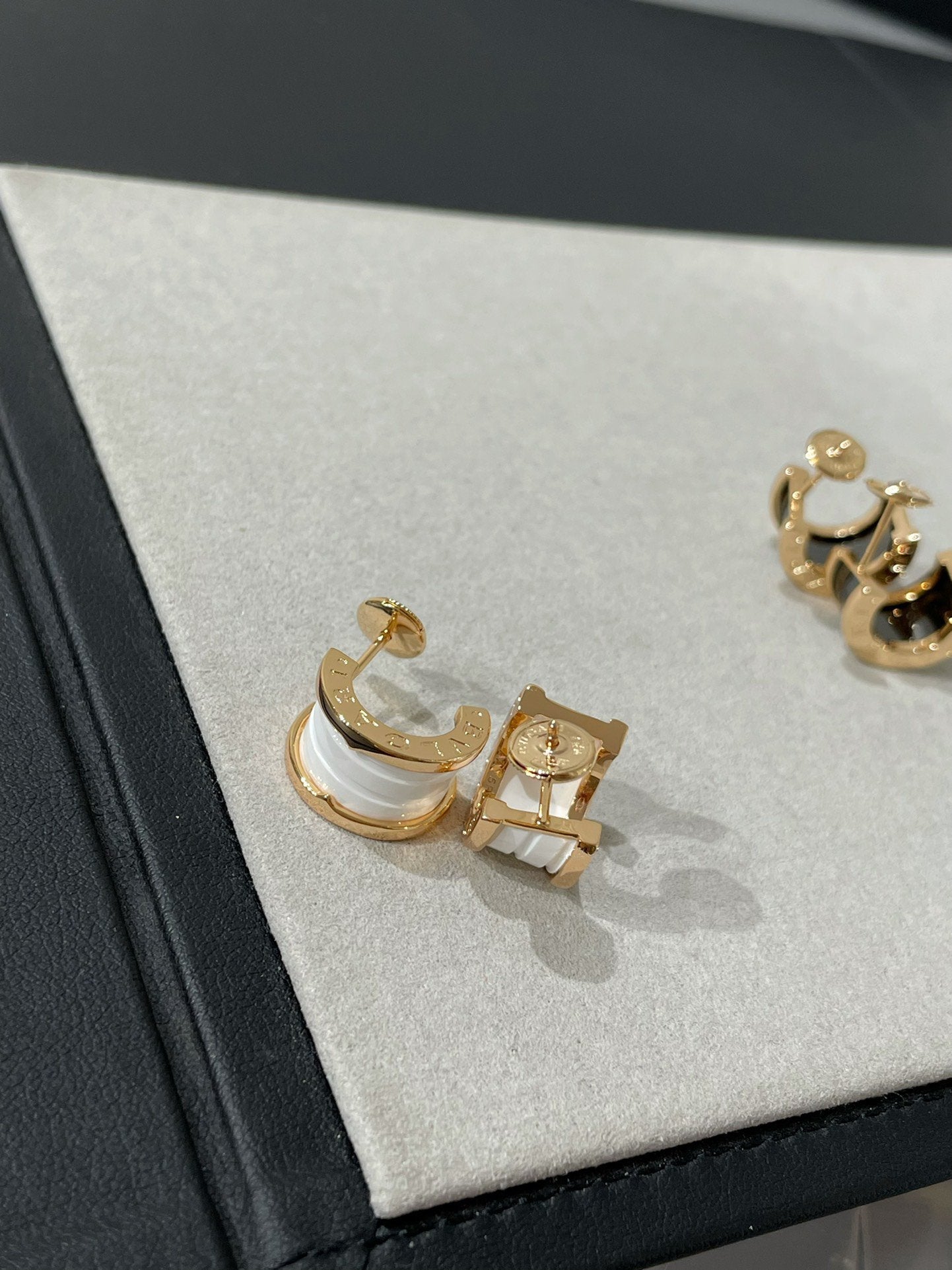 [ECHO ]ZERO 1 PINK GOLD CERAMIC EARRINGS