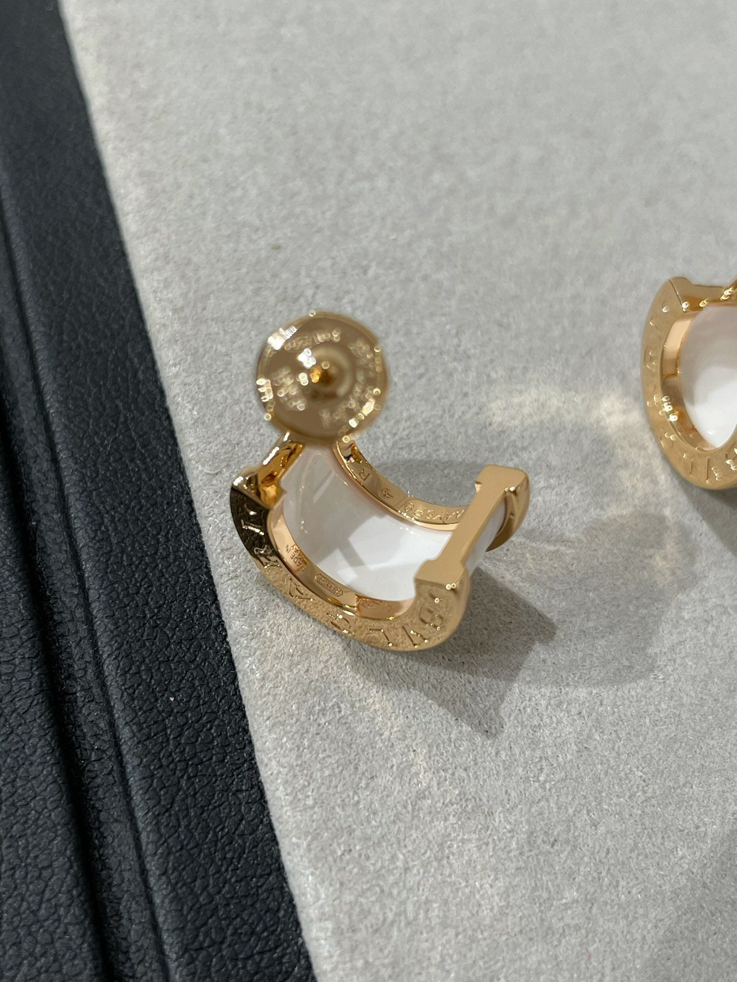 [ECHO ]ZERO 1 PINK GOLD CERAMIC EARRINGS