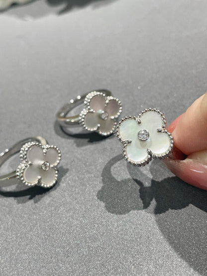 [ECHO ]CLOVER SILVER MOP DIAMOND RING