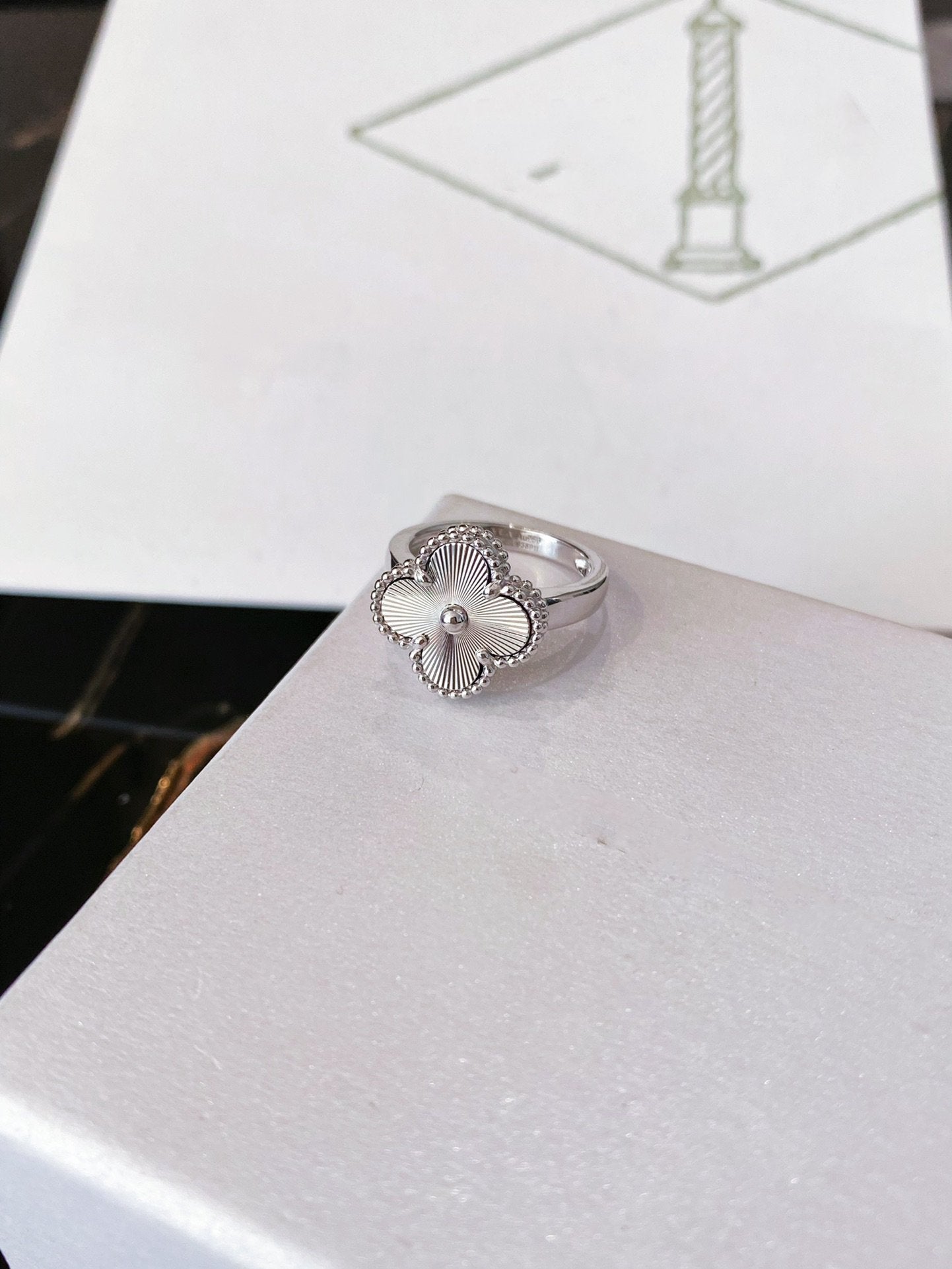 [ECHO ]CLOVER SILVER RING