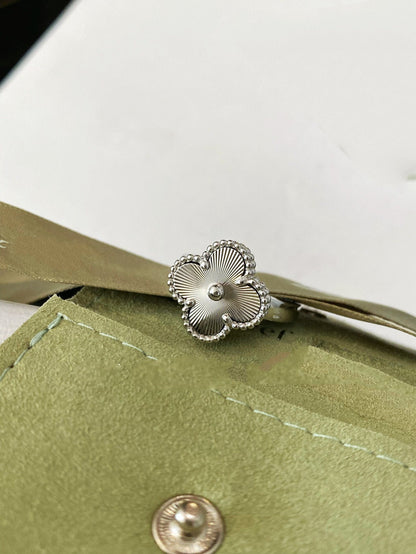 [ECHO ]CLOVER SILVER RING